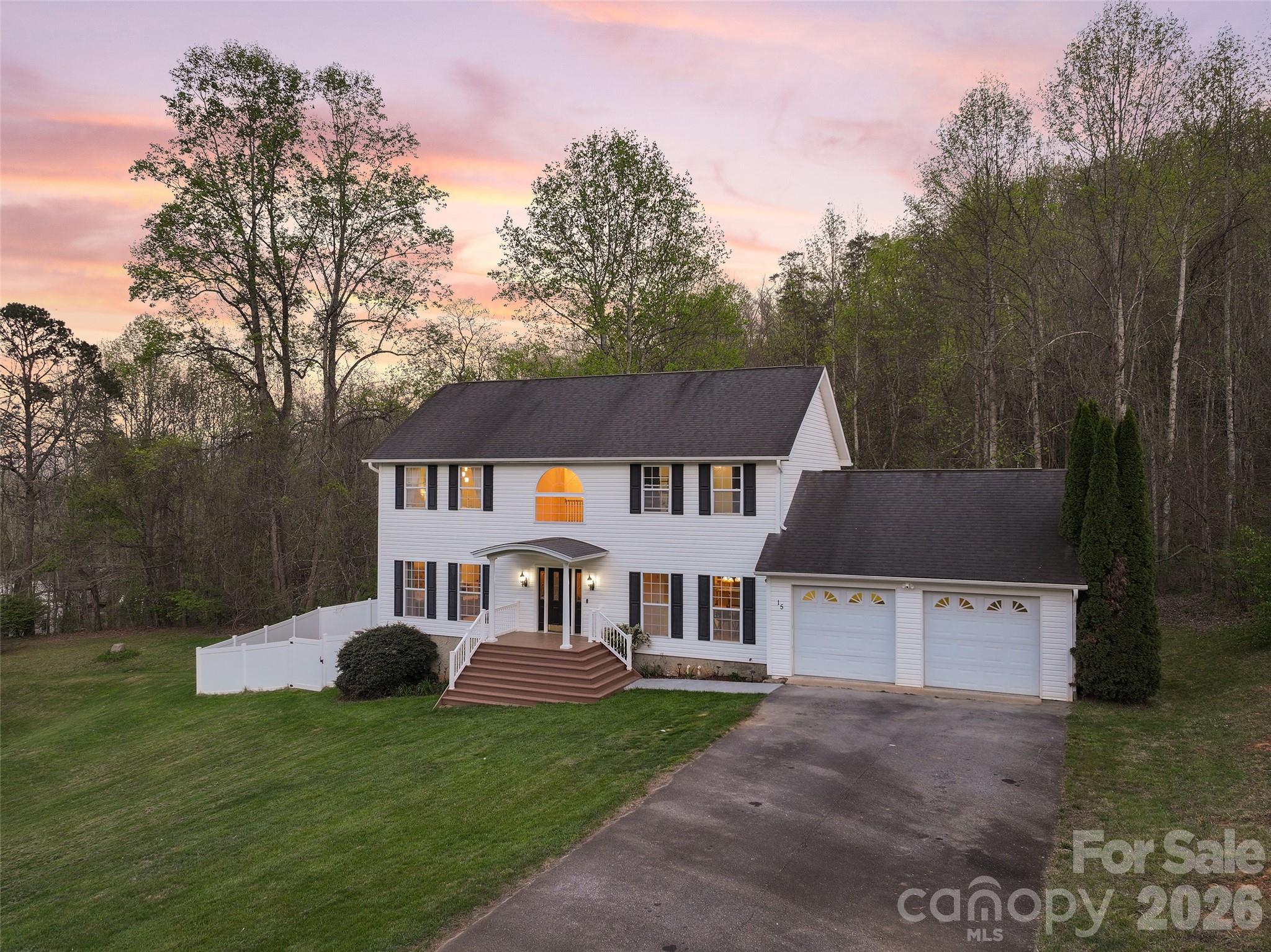 Ruth Villa - Residential