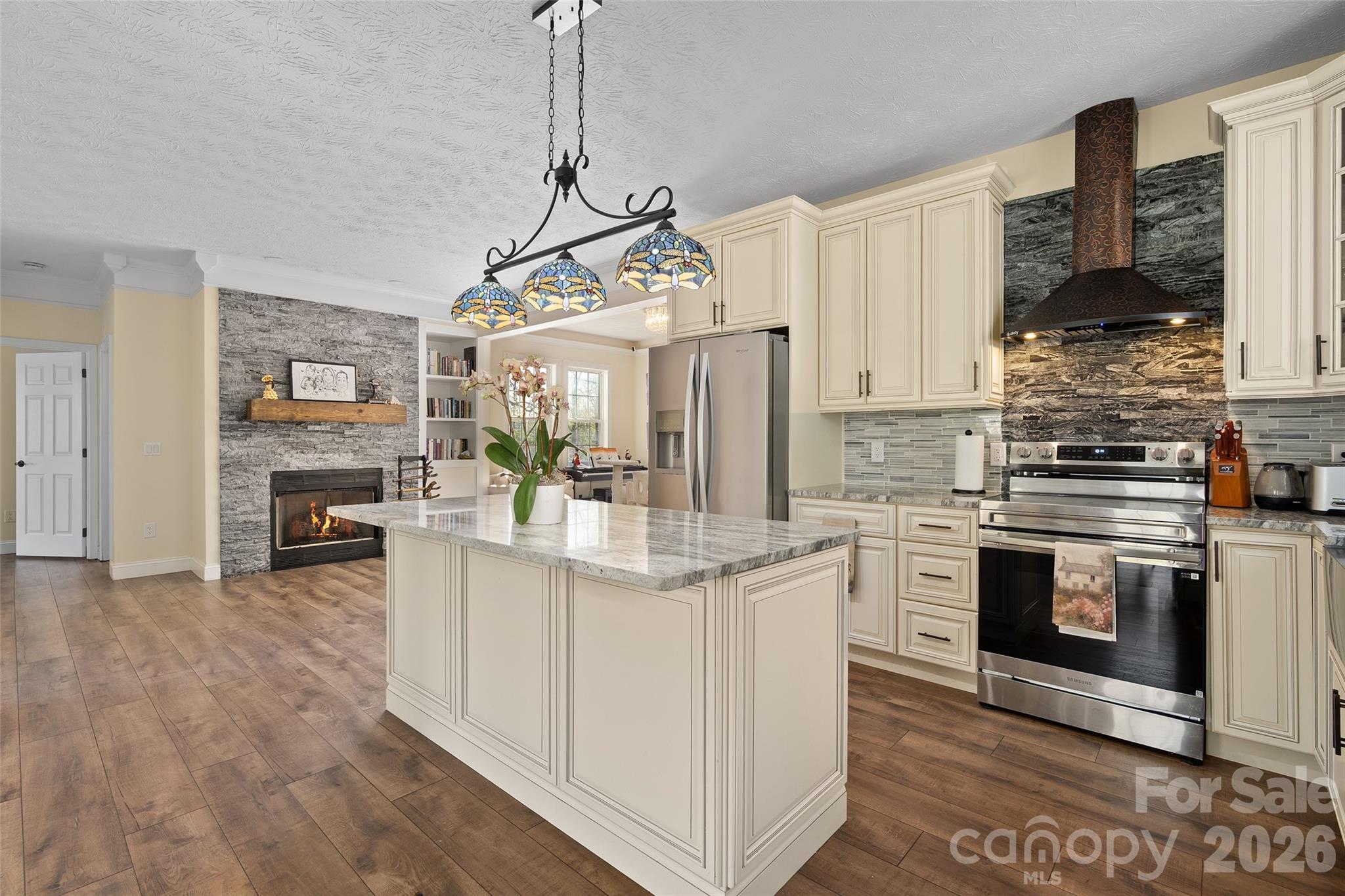 Ruth Villa - Residential