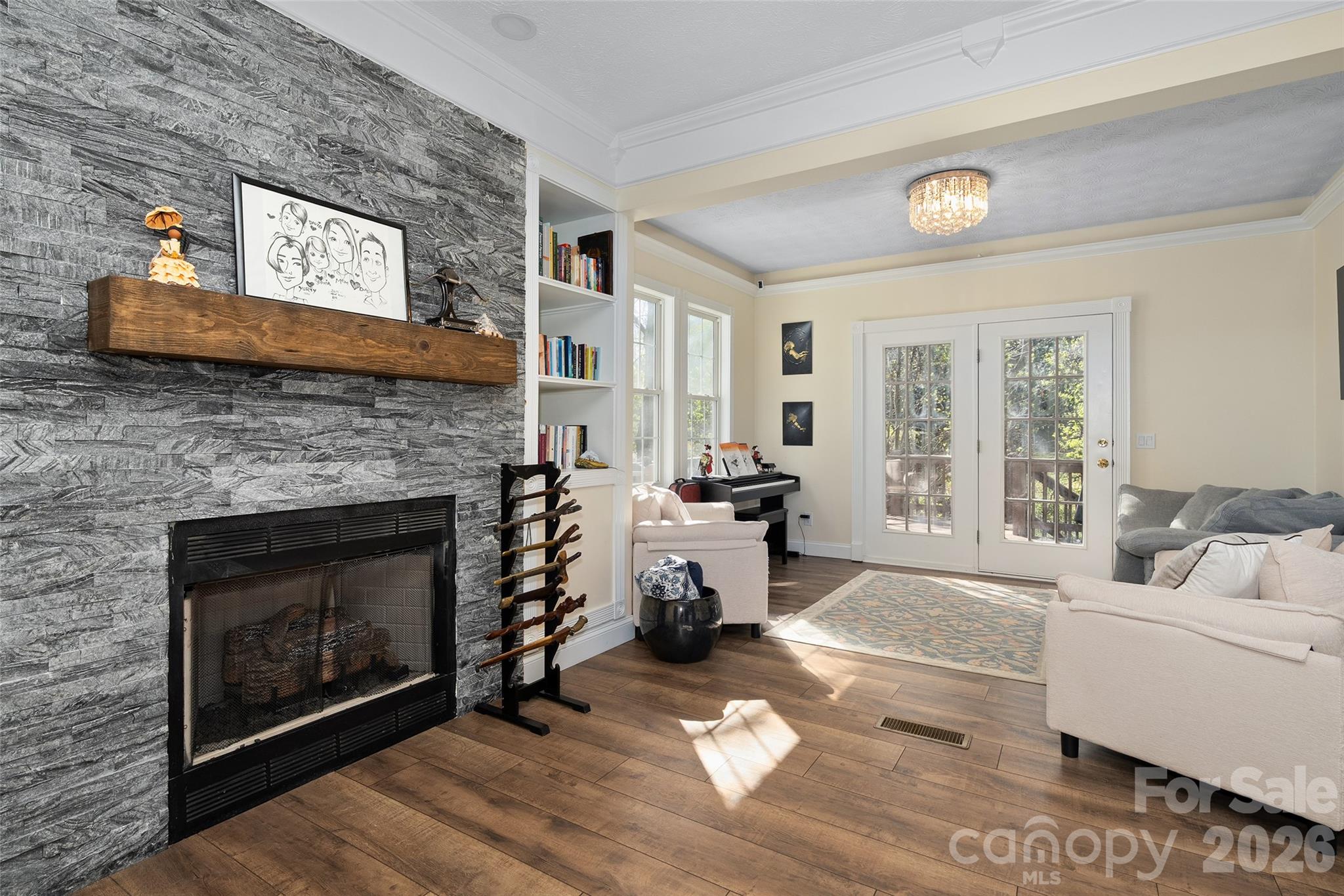 Ruth Villa - Residential