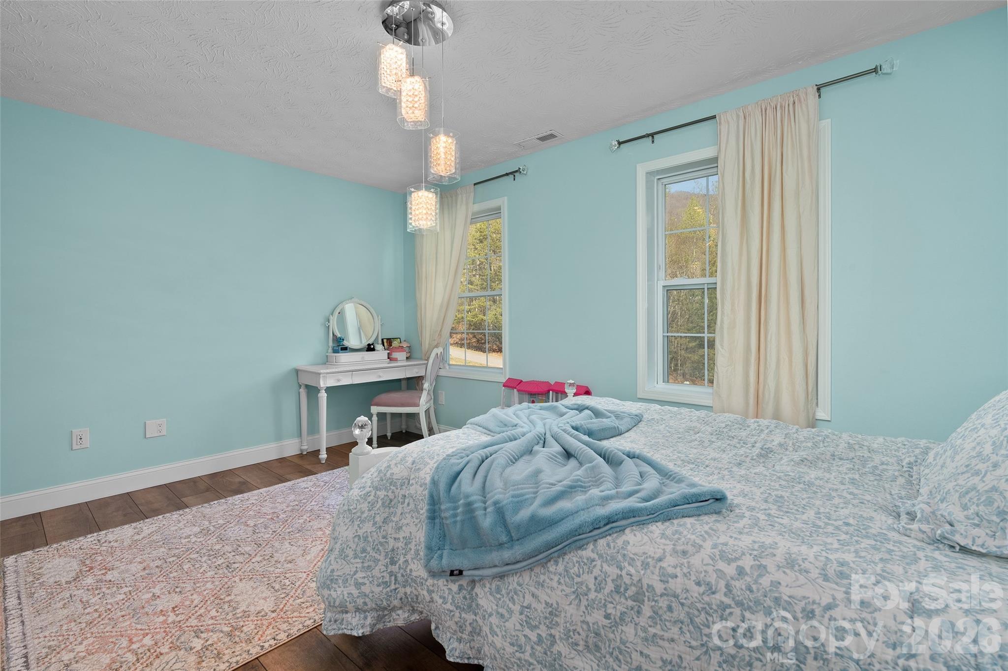 Ruth Villa - Residential