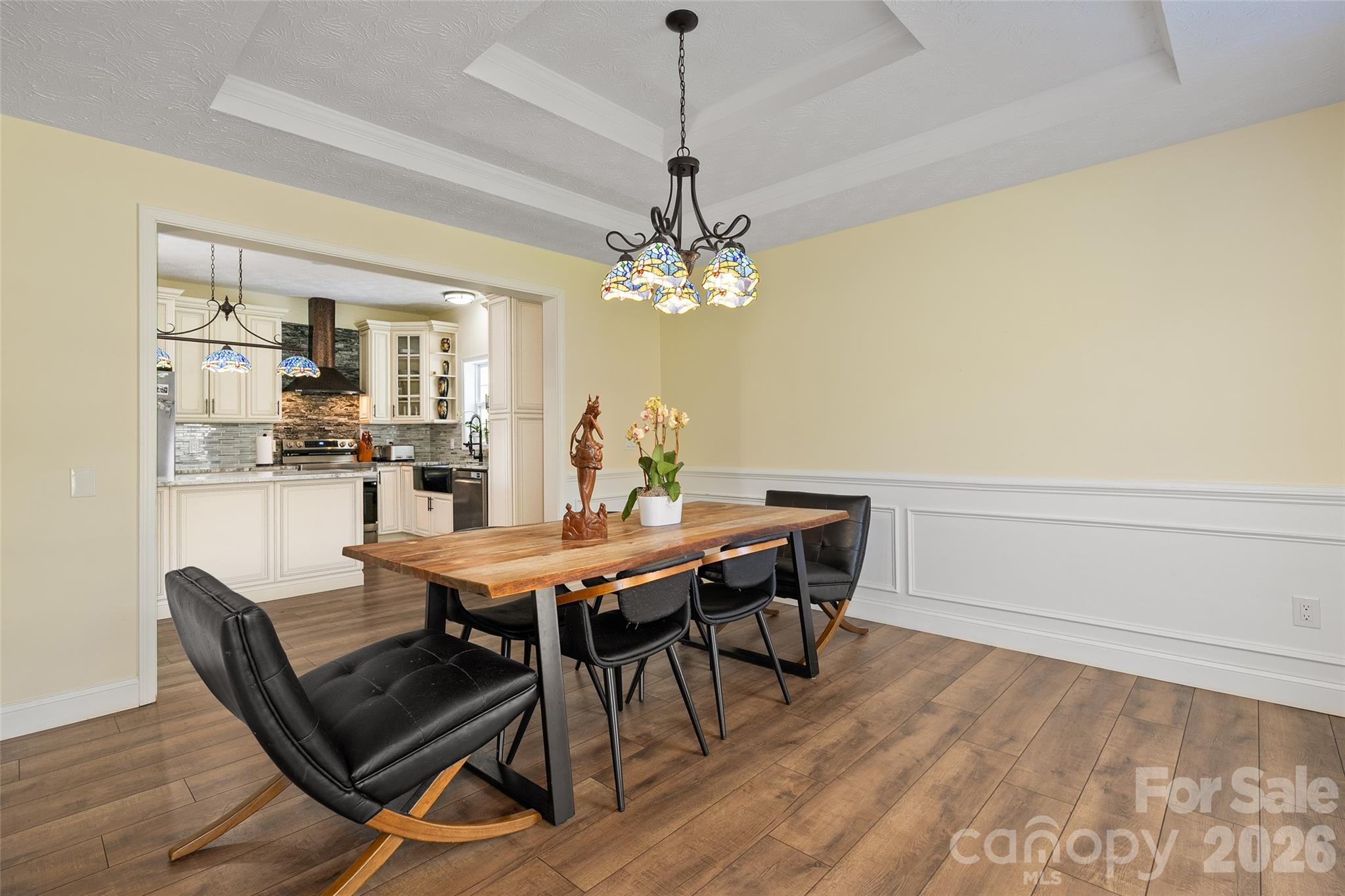 Ruth Villa - Residential