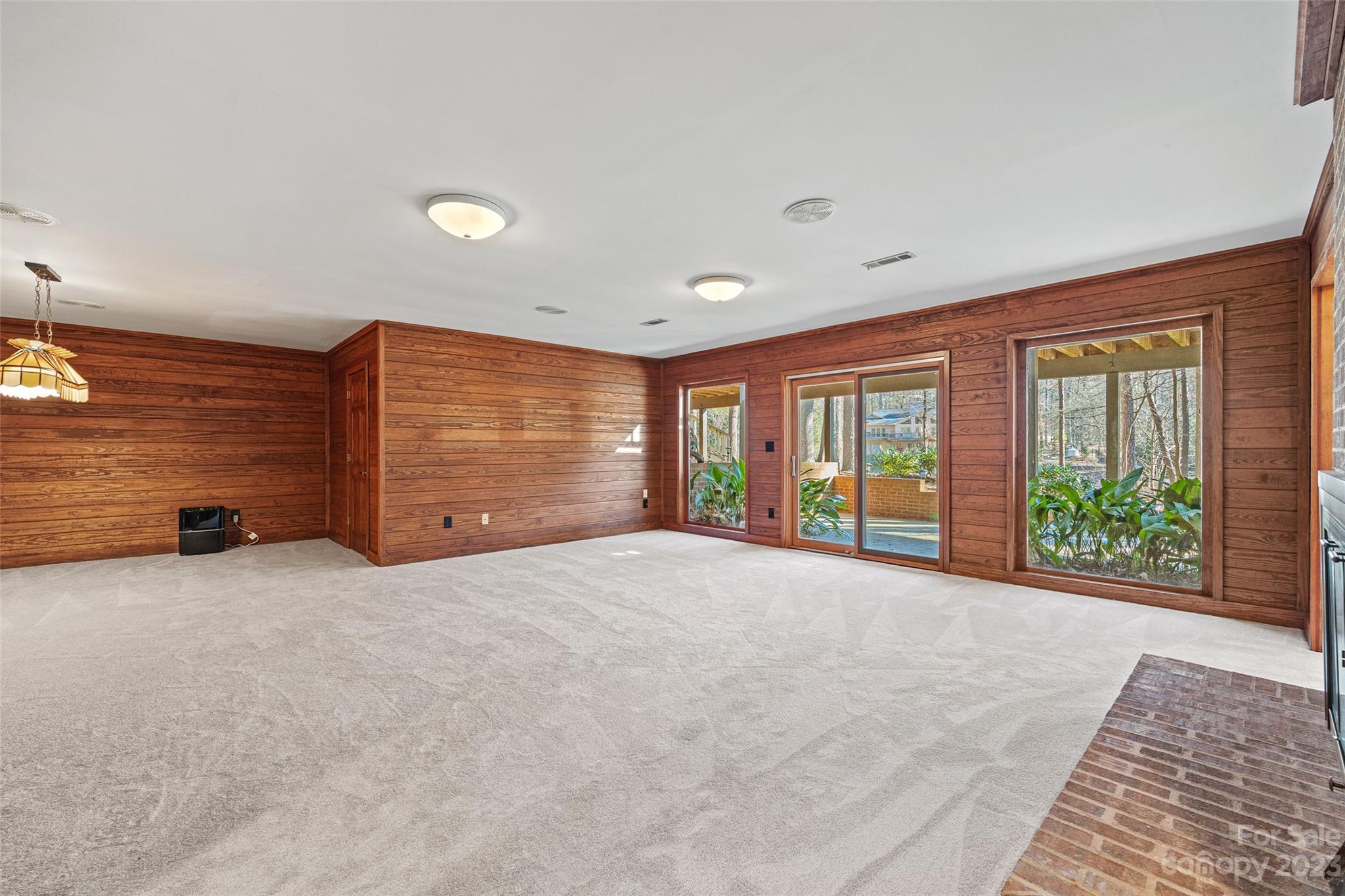 River Hills - Residential