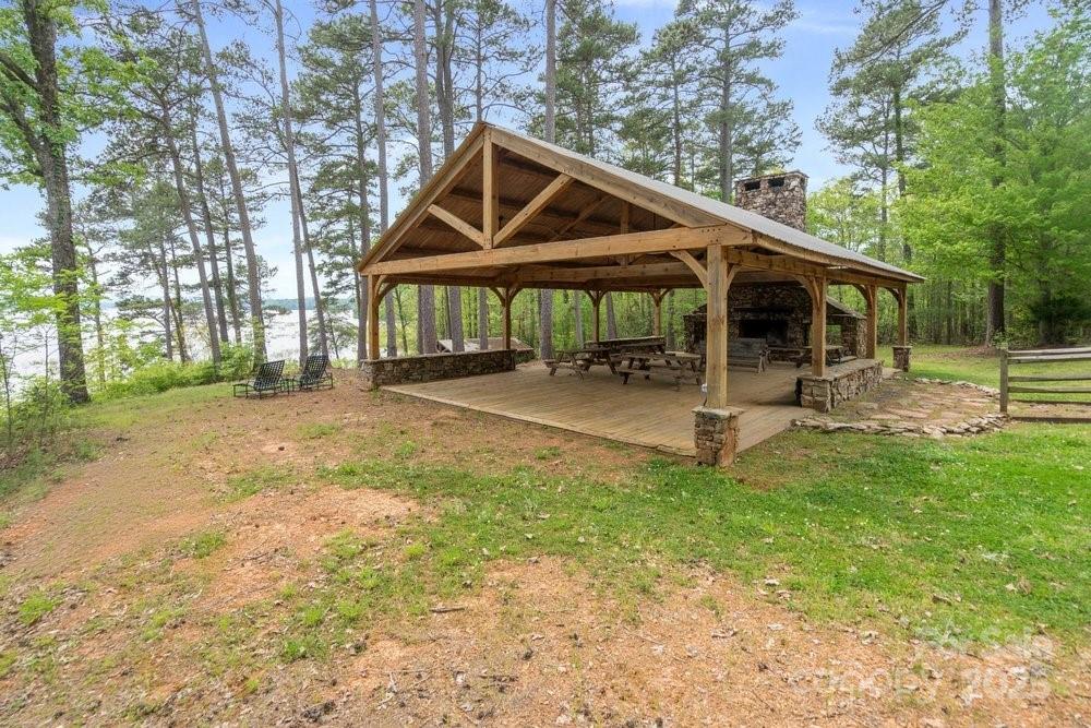 The Crossings - Land