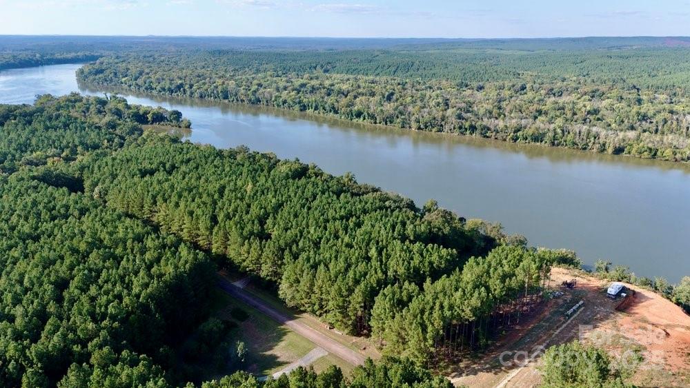 The Crossings - Land