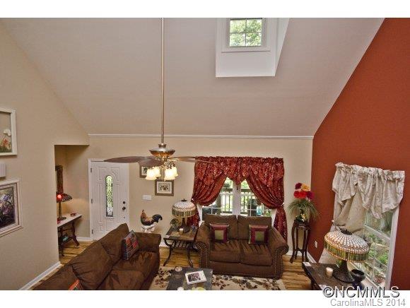 Mountain Living - Residential