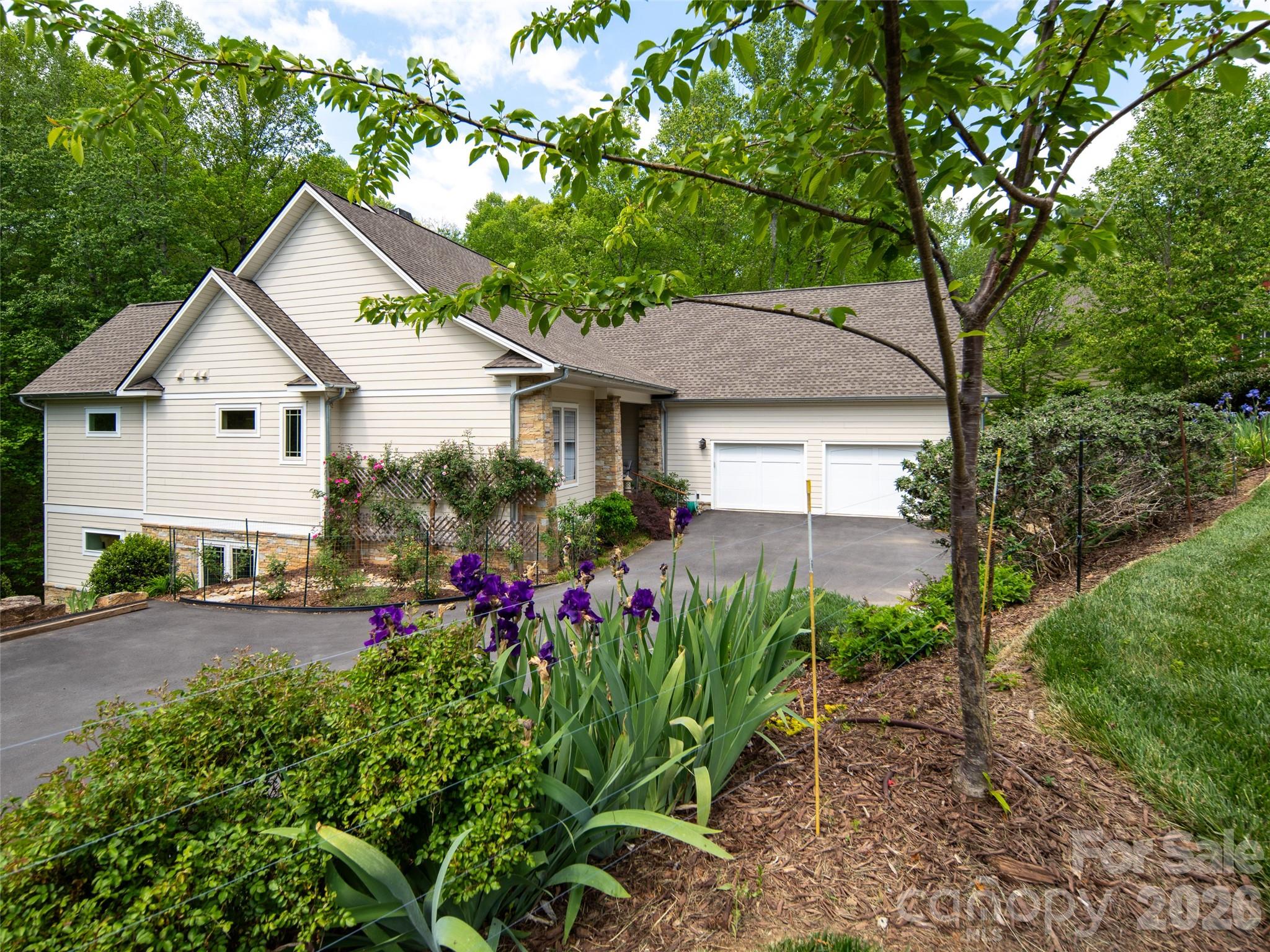 Biltmore Lake - Residential