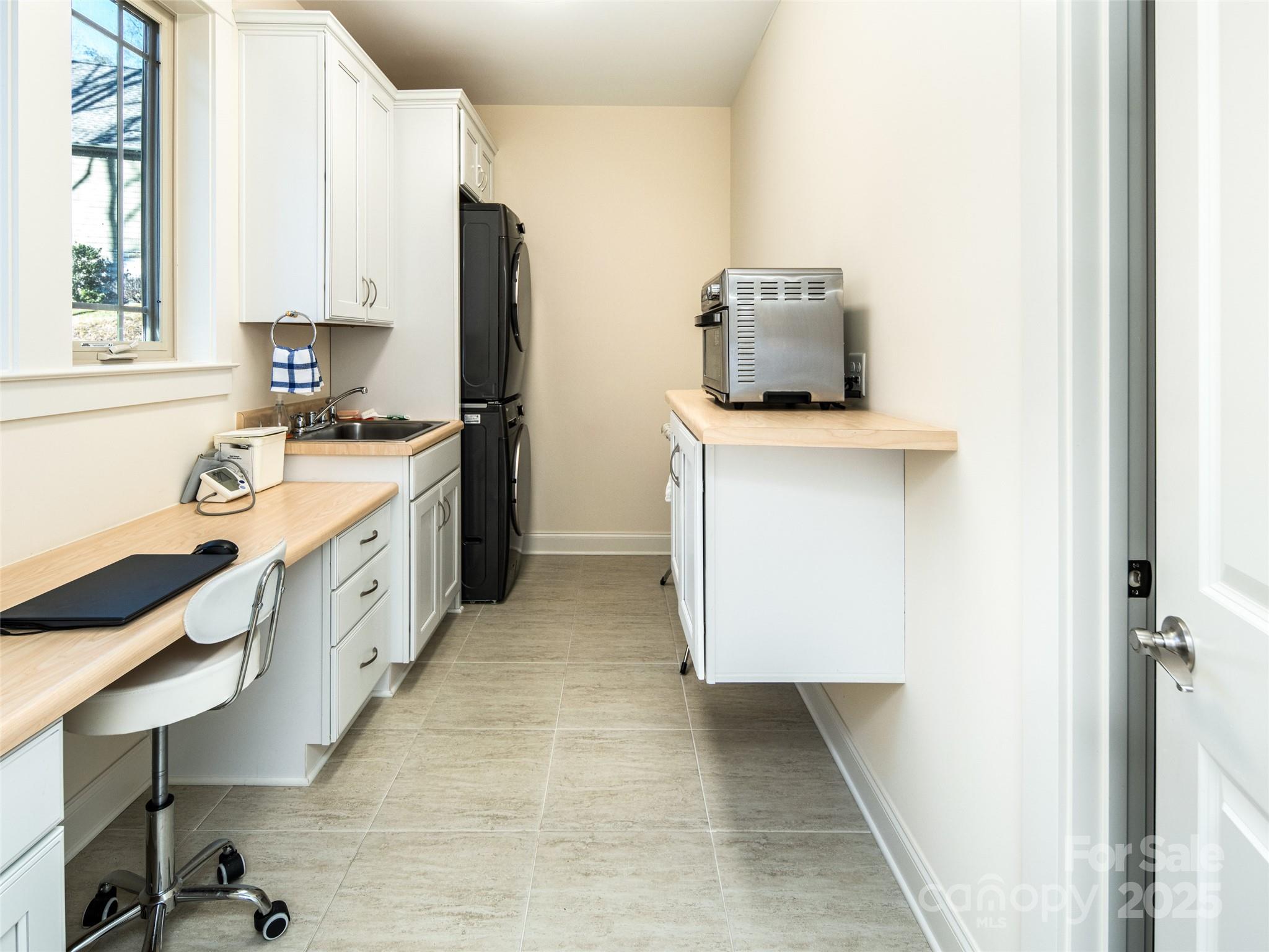 Biltmore Lake - Residential