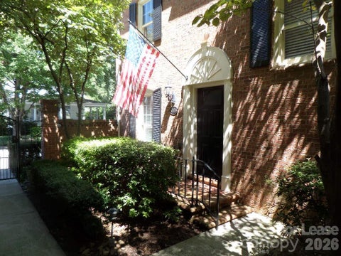Photo of 530 N Poplar Street #A, Charlotte, NC 28202 (MLS # 4434980)