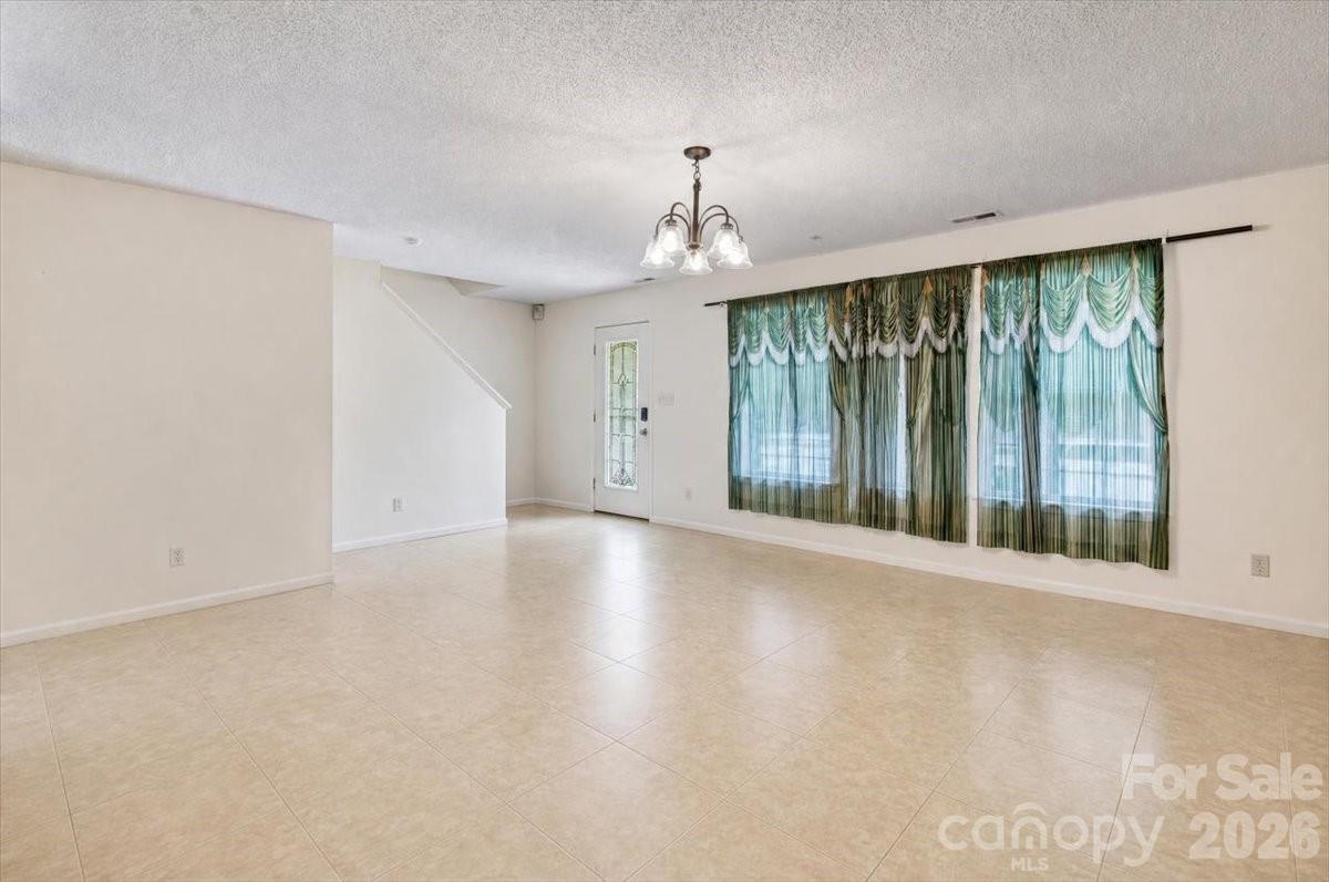 2809 Trestle Court SW