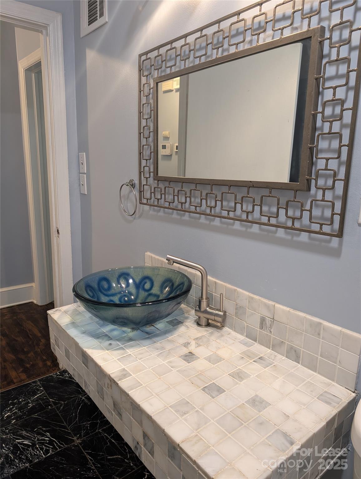 Commonwealth - Residential Lease