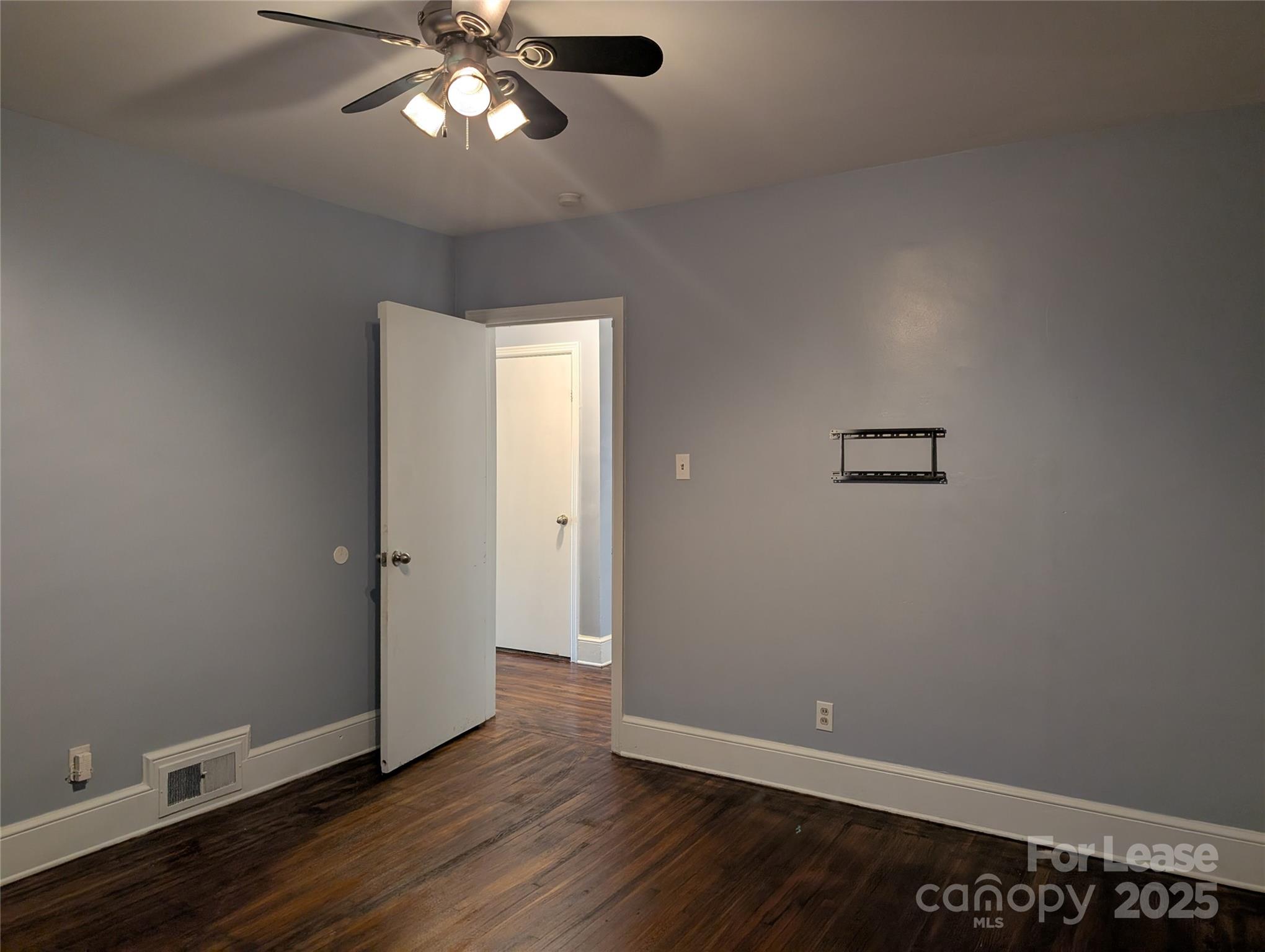 Commonwealth - Residential Lease