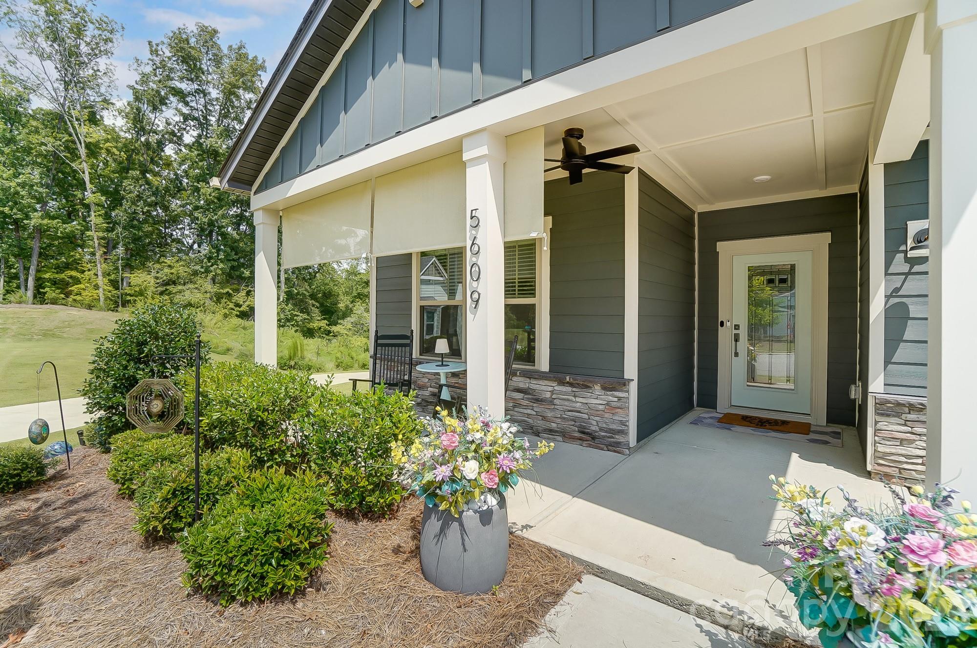 5609 Lavaux Court