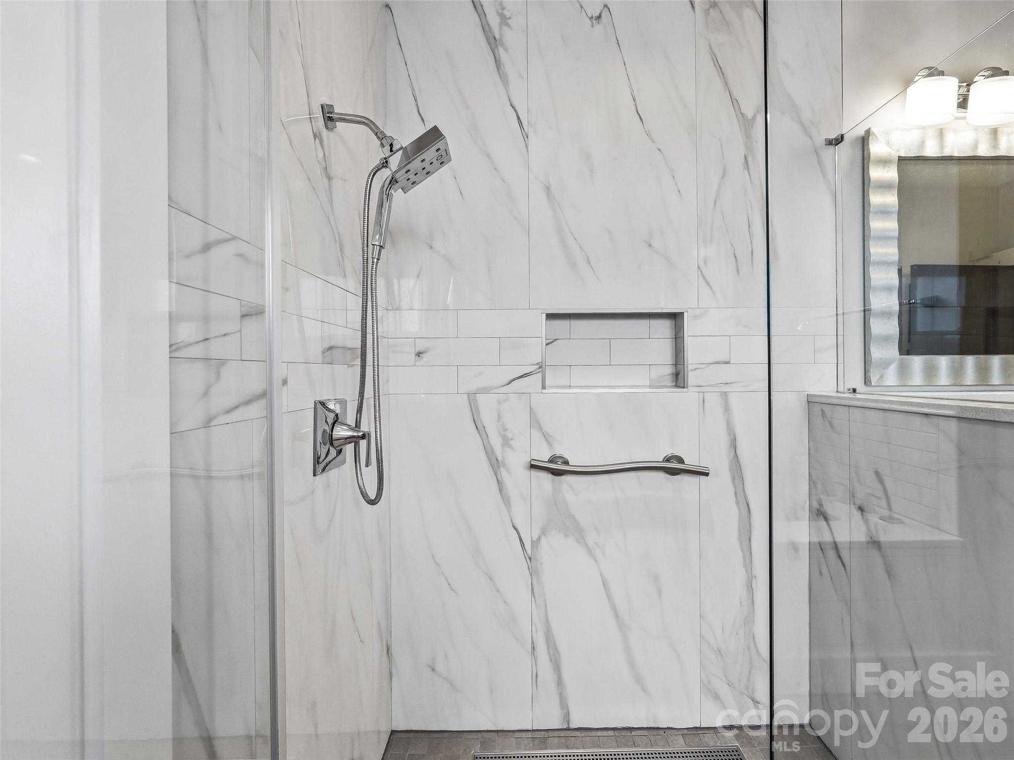 Cummings Cove - Residential