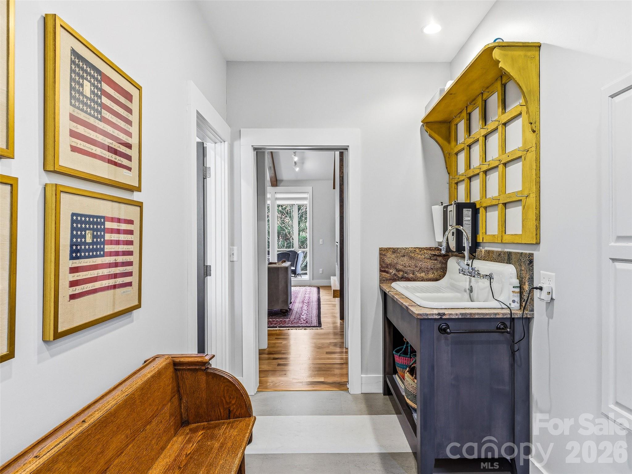 Cummings Cove - Residential