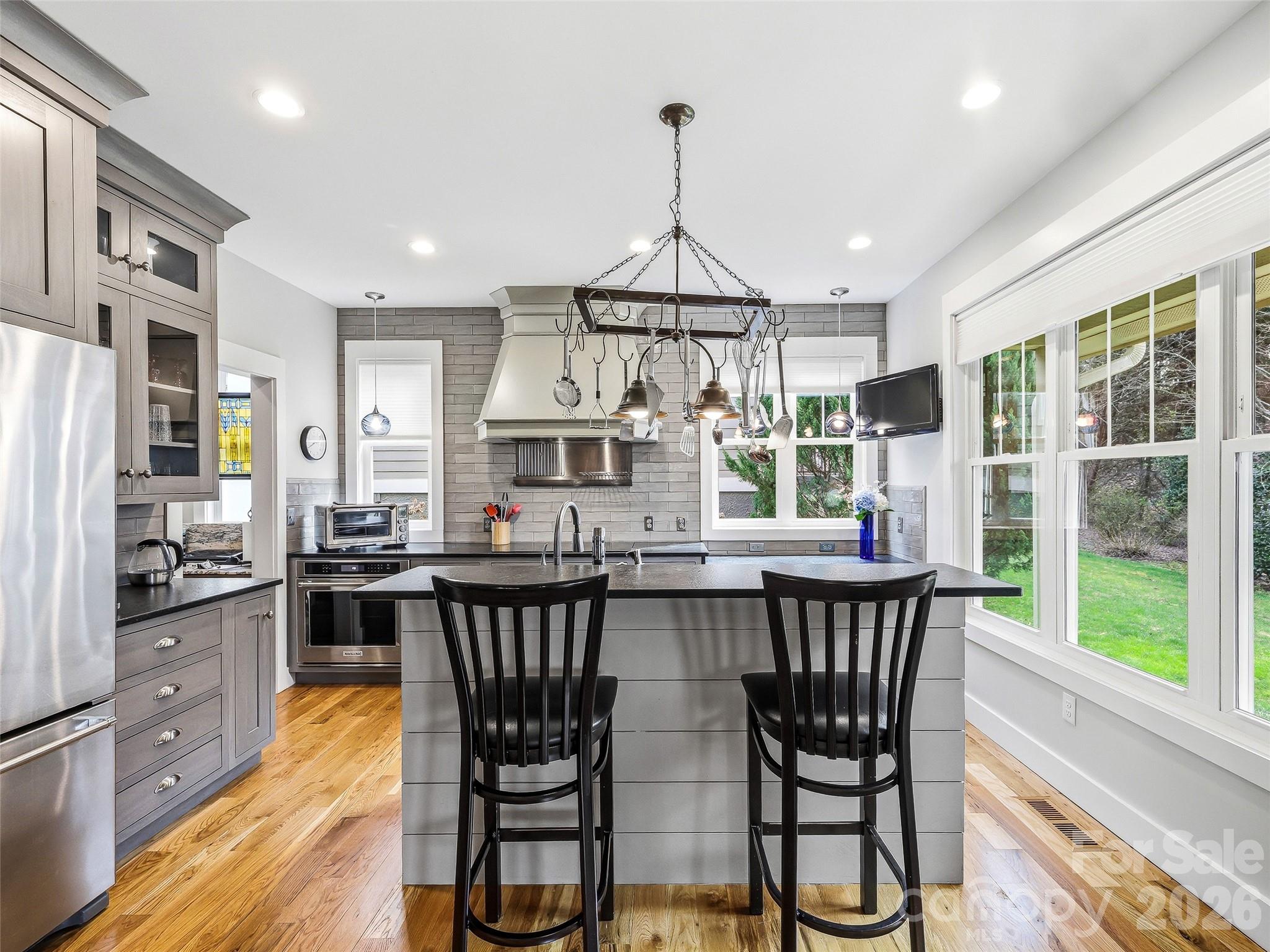 Cummings Cove - Residential