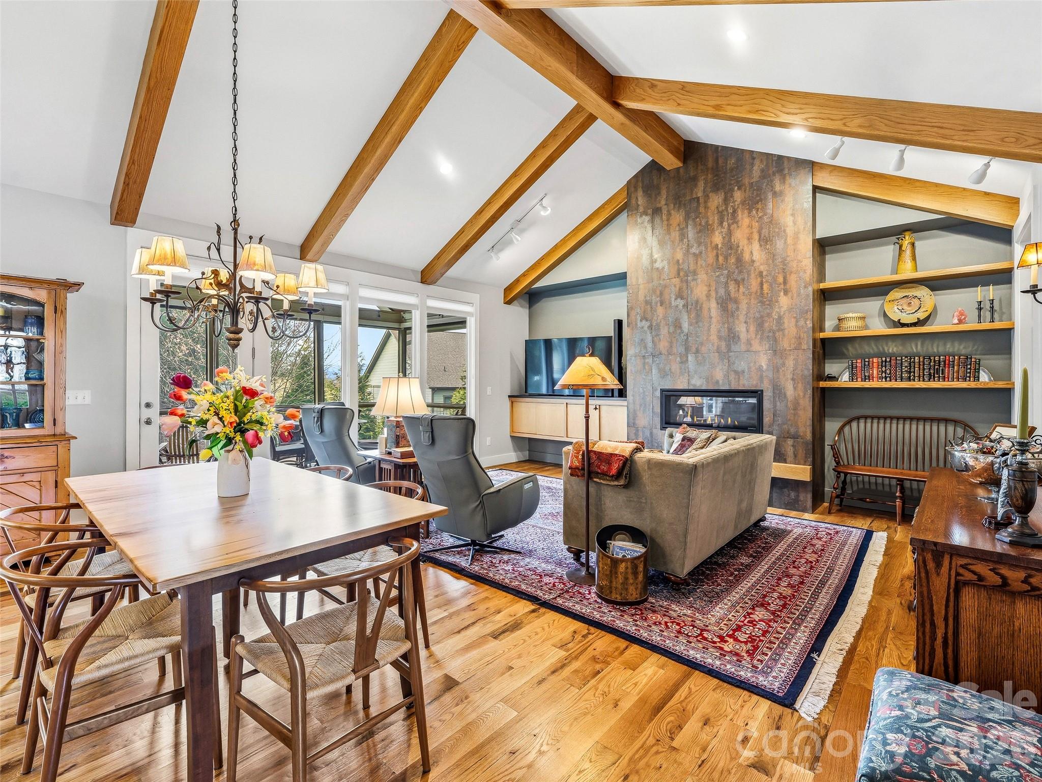 Cummings Cove - Residential