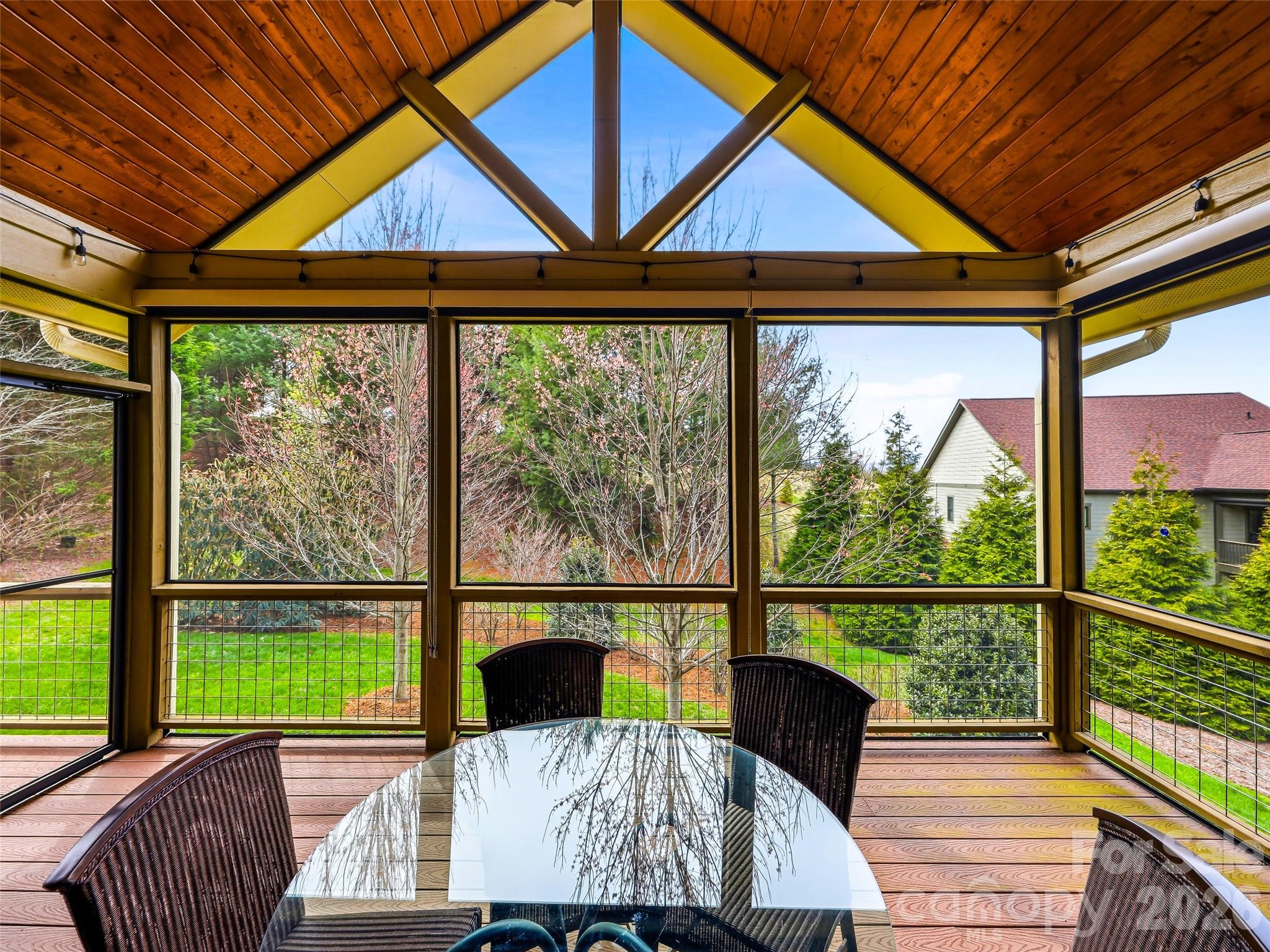 Cummings Cove - Residential