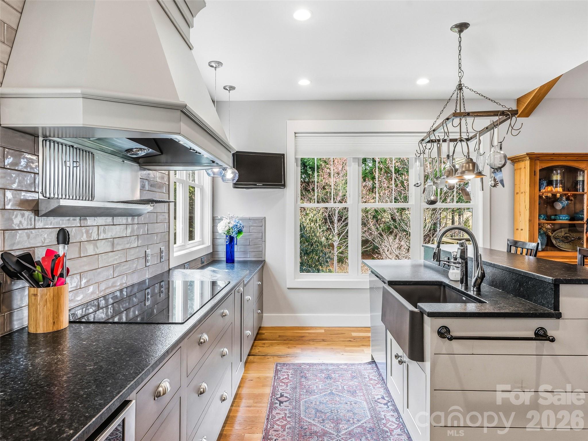 Cummings Cove - Residential