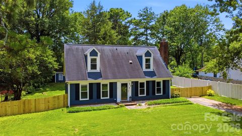 Photo of 9418 Split Rail Lane, Charlotte, NC 28227 (MLS # 4389758)