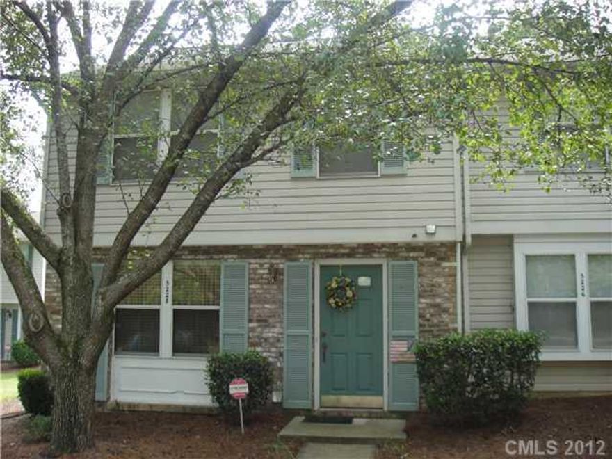 3 bedroom, 1.5 bath, end unit townhome, great invest opportunity currently rented for $800.  Investor special, following listing can be purchased together: MLS #'s 2102045, 2102041, 2157789.