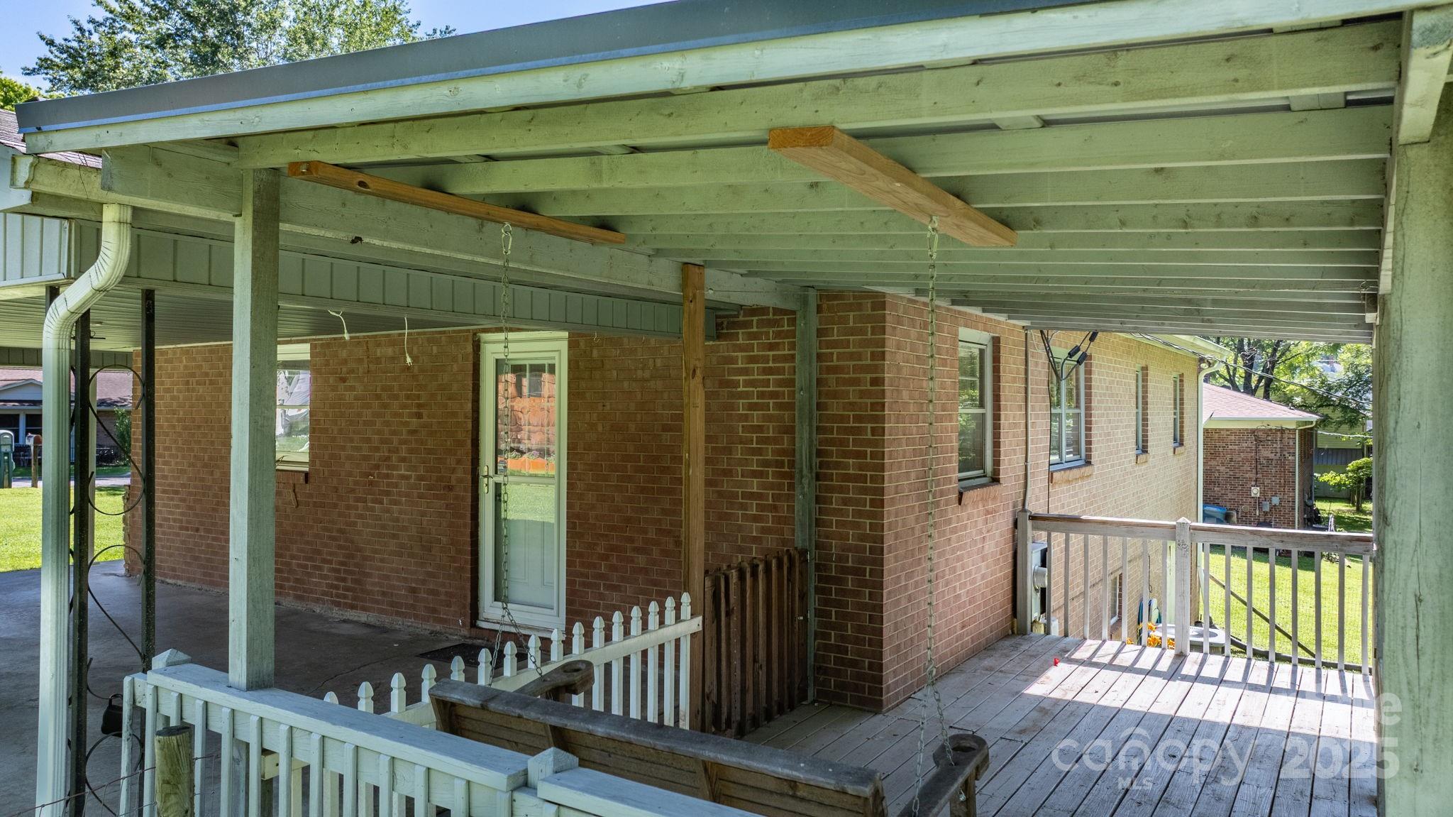 917 Sunset Avenue SW