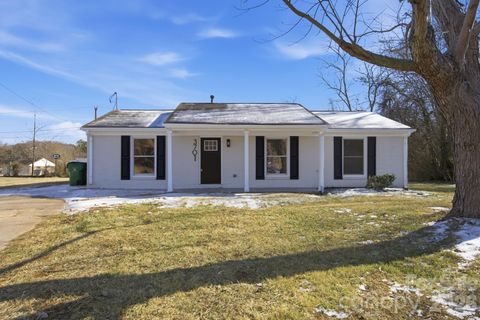 3701 Shoup Court Charlotte NC 28216