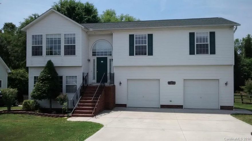 Beautifully maintained 3 bedroom home w/ bonus room. Lots of upgrades that include ceramic tile, marble counters, updated light fixtures and some pergo floors. Spacious eat in kitchen w/tons of counter space, granite, back splash and stainless steel appliances. Freshly painted interior. Also has an above ground pool and double deck. This home is great for entertaining.