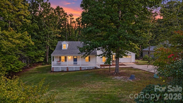 11538 GELDING DR, CHARLOTTE, NC 28215 - Image 843bf44f9d41ef68c80c8ac511d15d0f/1371845126