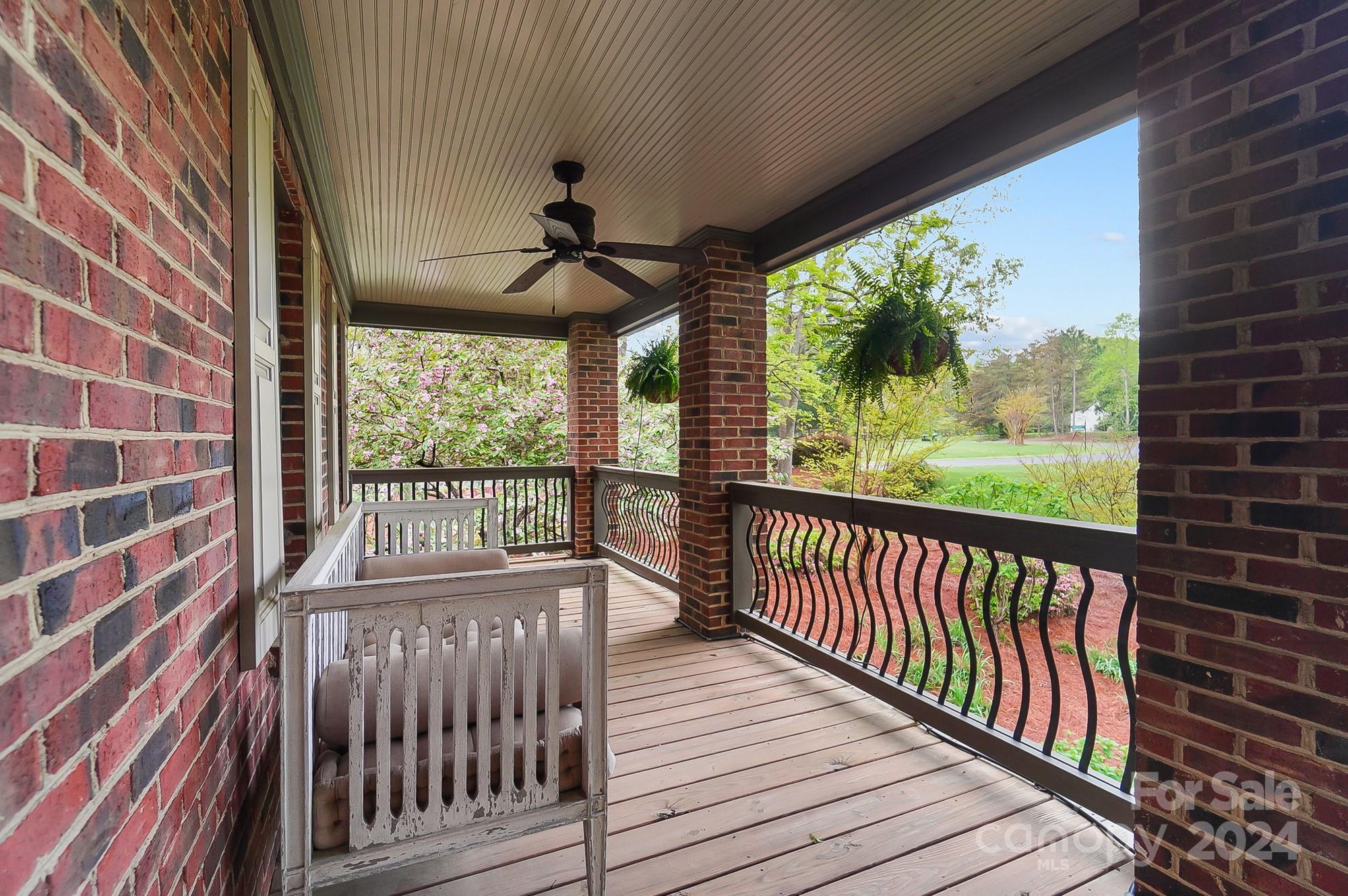 Willow Oaks - Residential