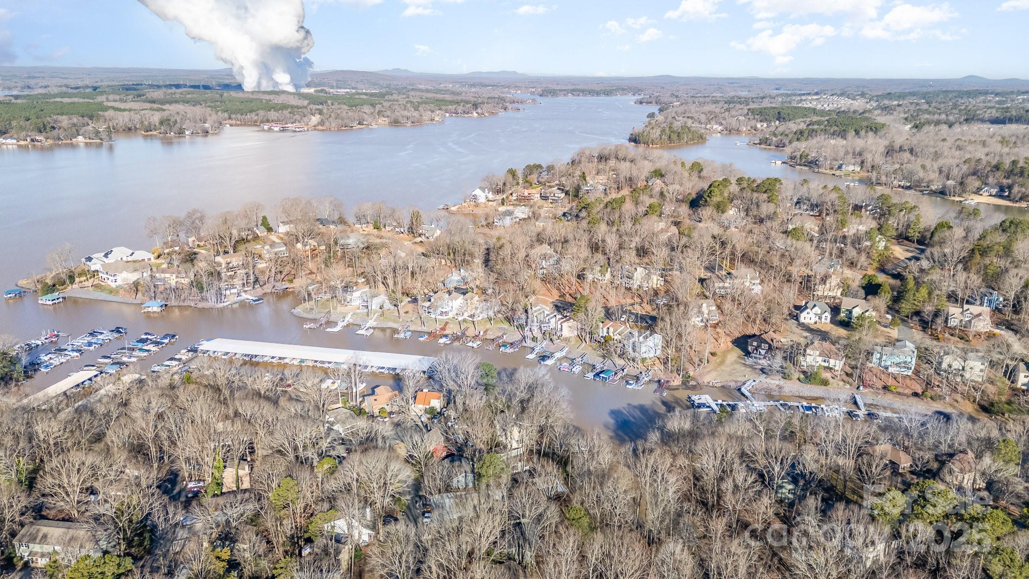 Tega Cay - Residential