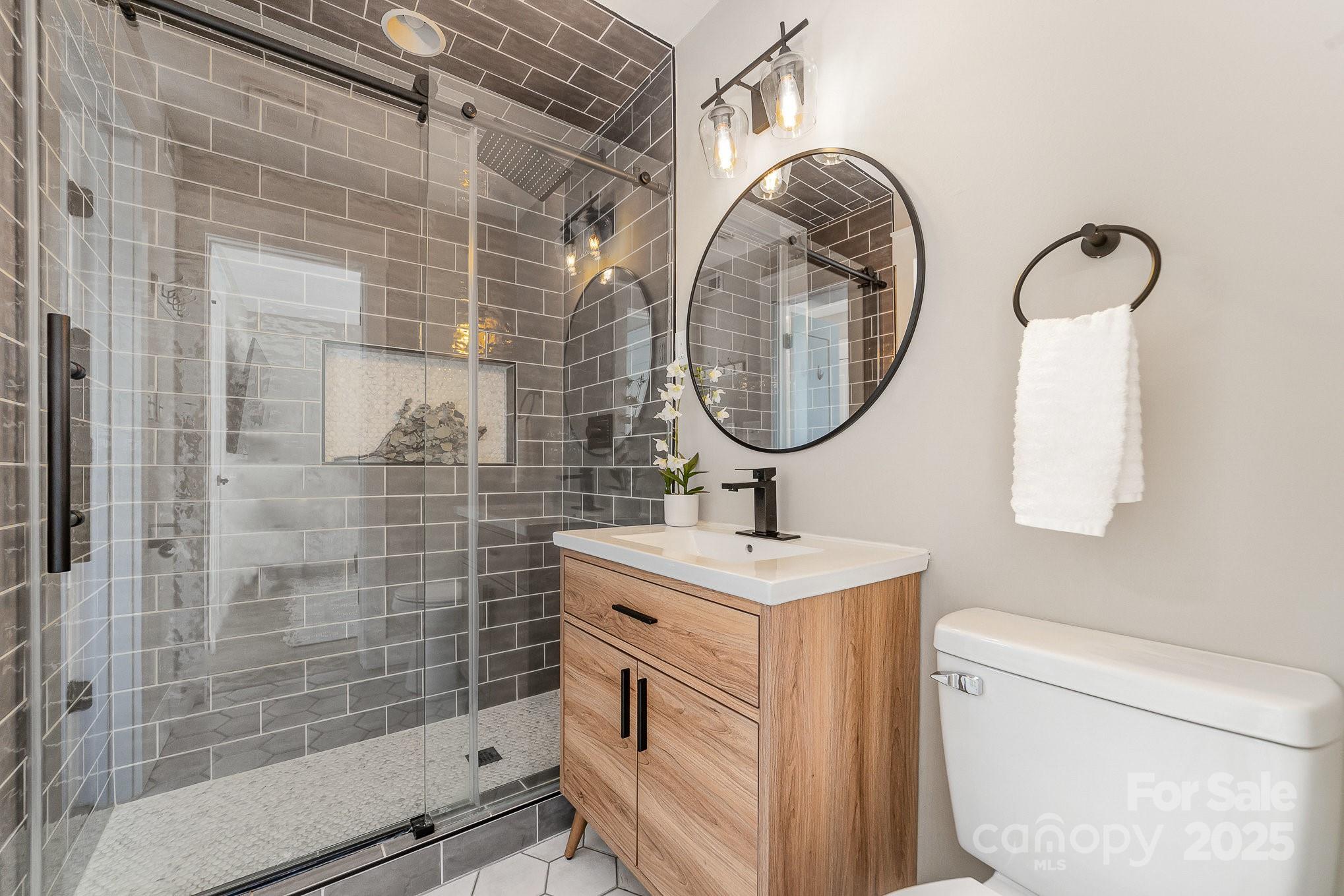 Tega Cay - Residential