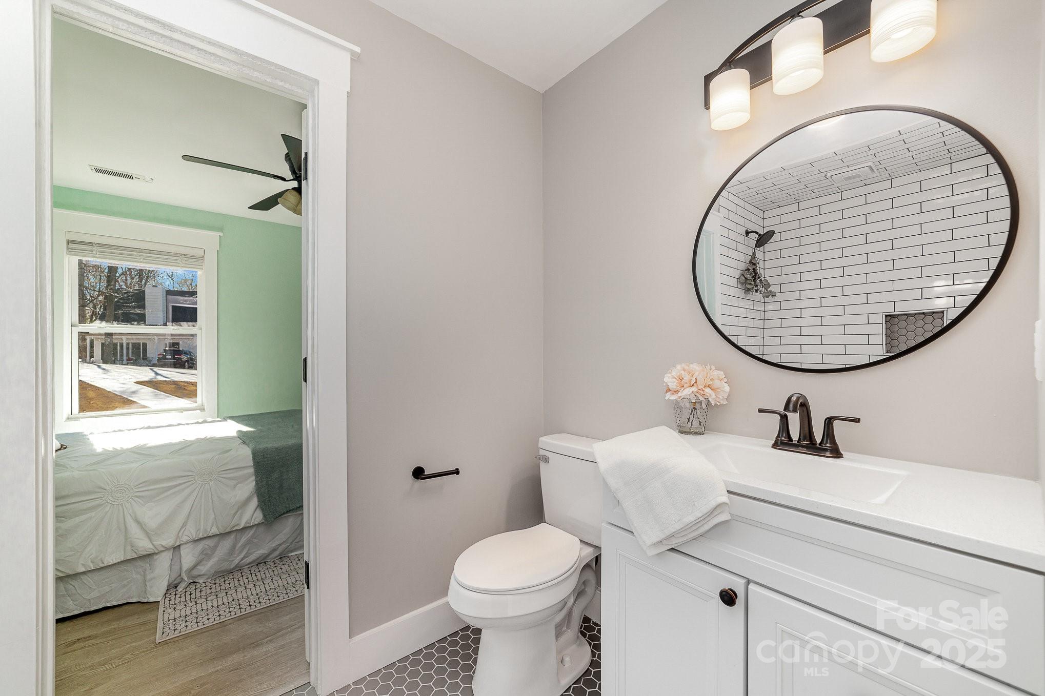 Tega Cay - Residential