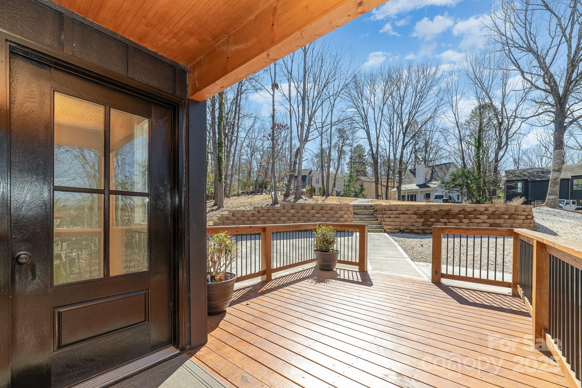 Tega Cay - Residential