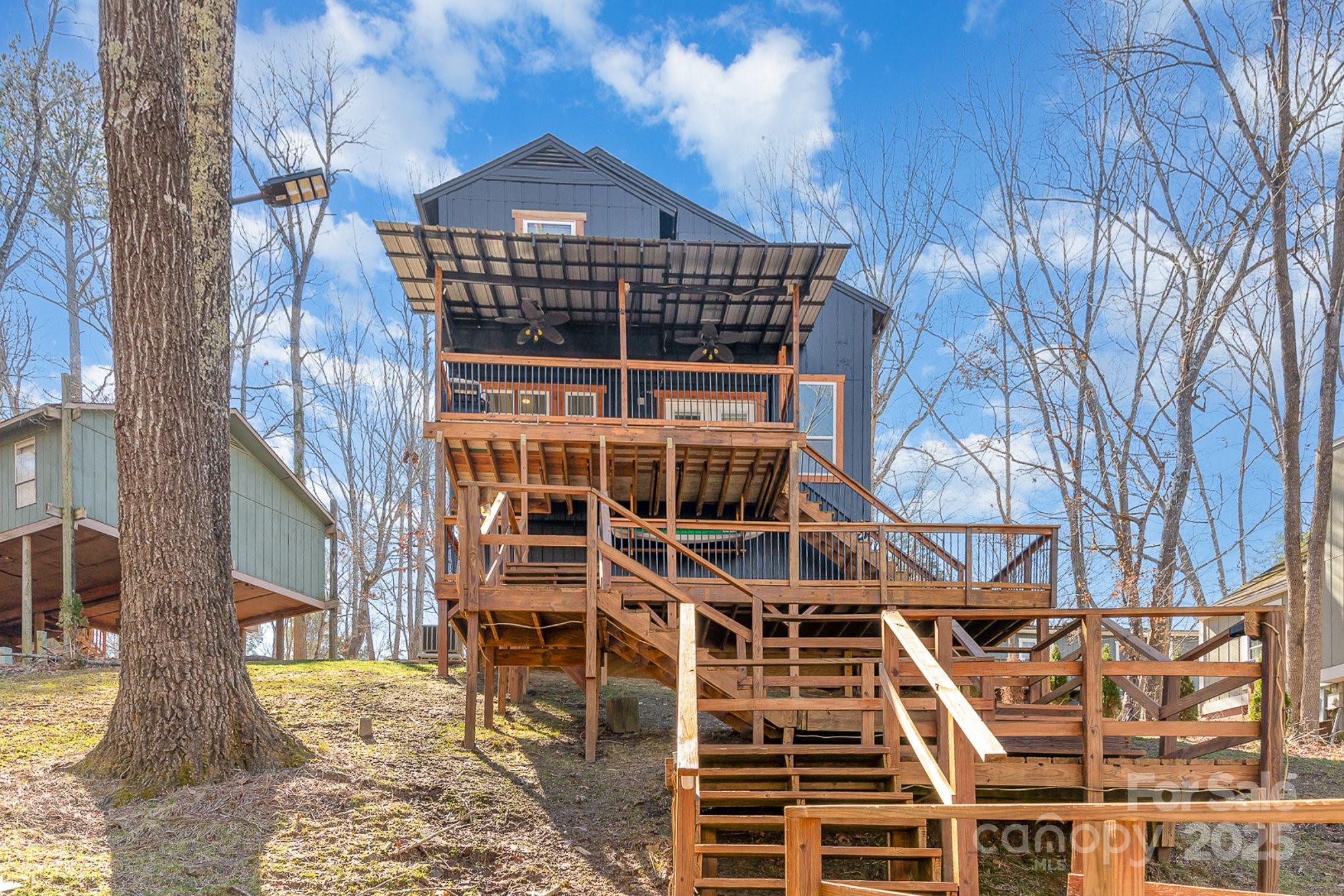 Tega Cay - Residential