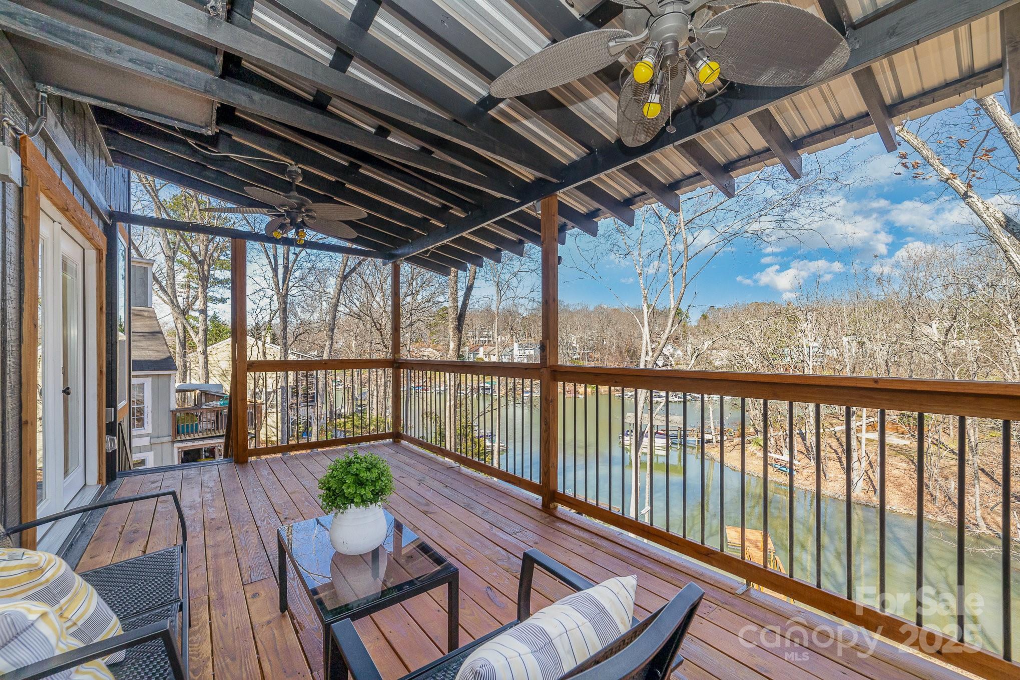 Tega Cay - Residential