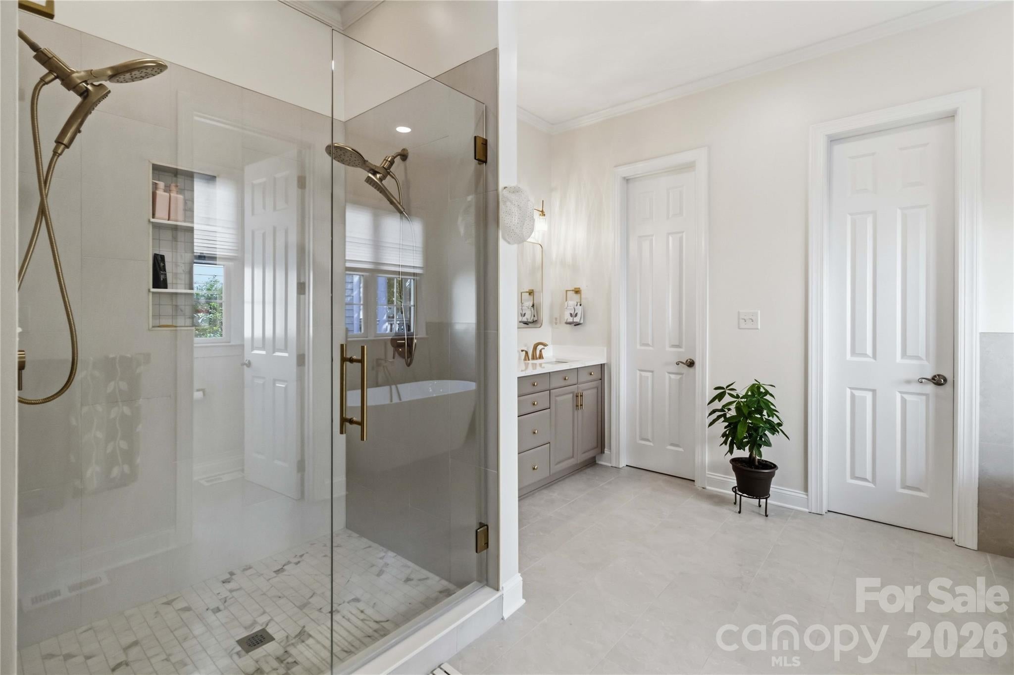 2436 Commons Court