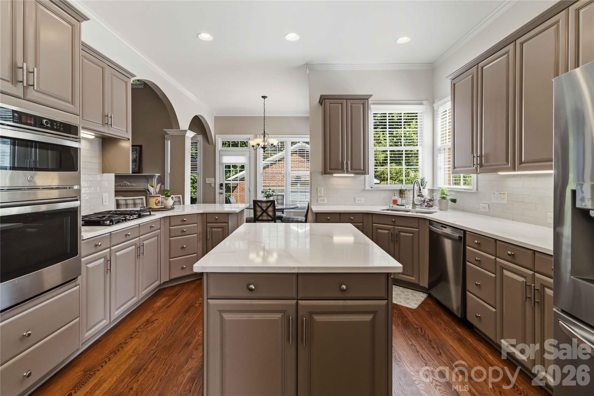 2436 Commons Court