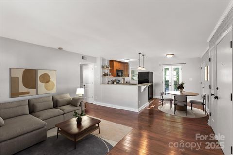 Photo of 4923 Park Road #E, Charlotte, NC 28209 (MLS # 4303908)