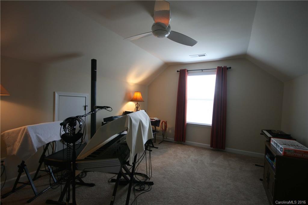 The Vineyards on Lake Wylie - Residential