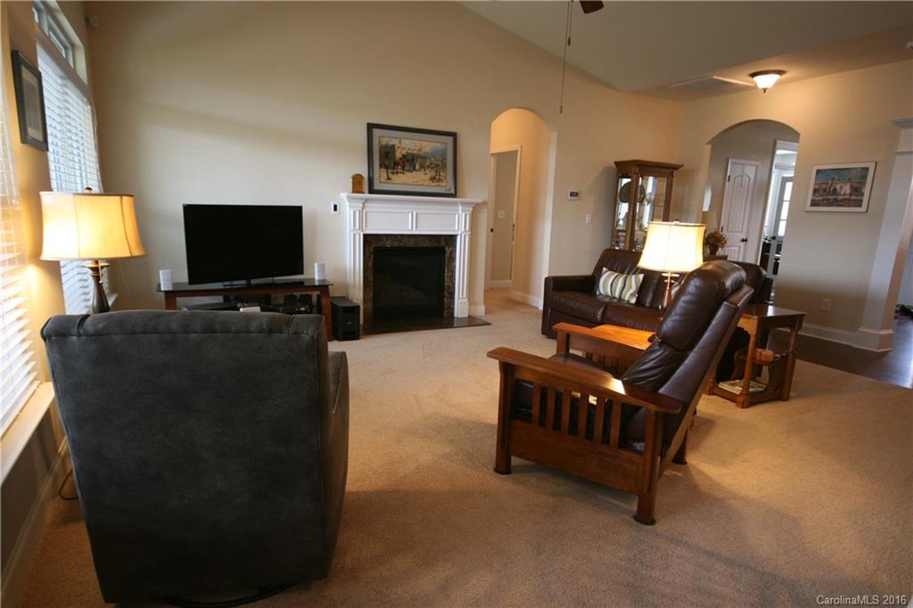 The Vineyards on Lake Wylie - Residential