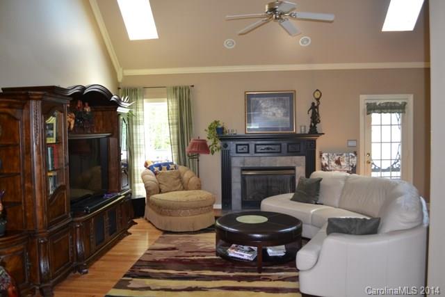 Derby Downs - Residential