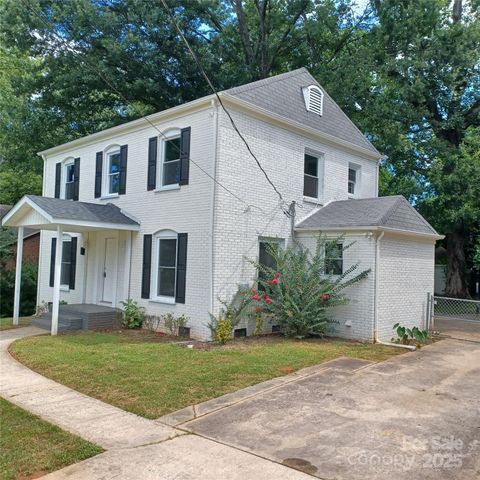 5717 Ruth Drive Charlotte NC 28215