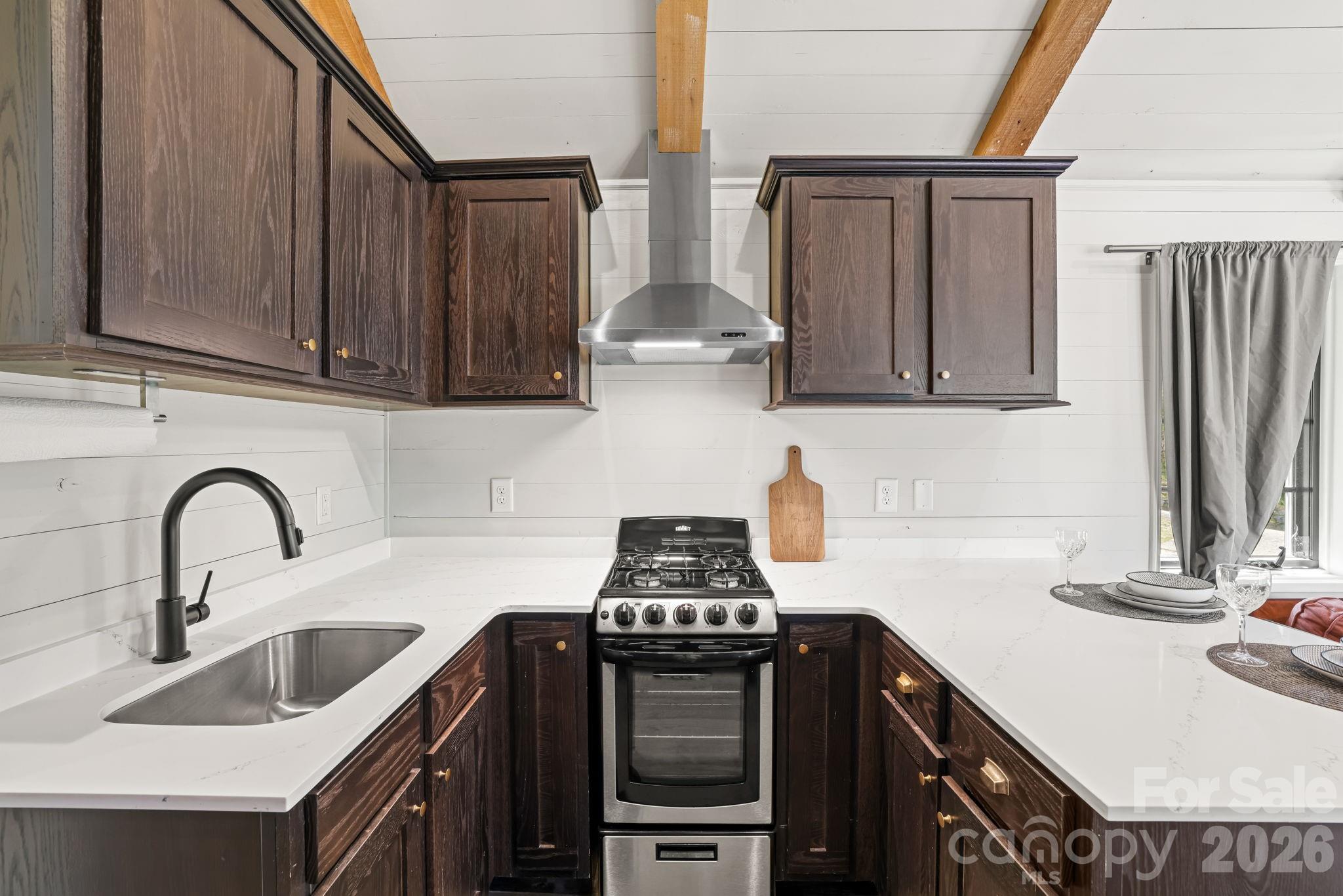 The Preserve at Whiteside Cliffs - Residential
