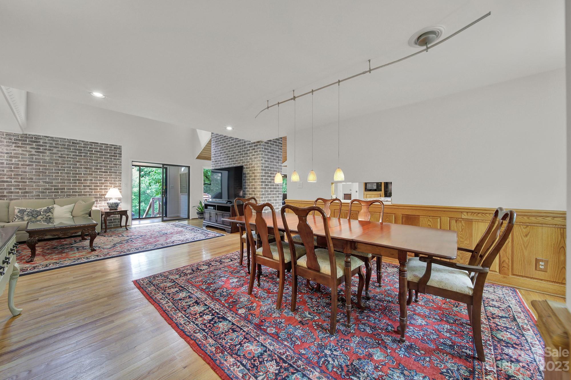 River Hills - Residential