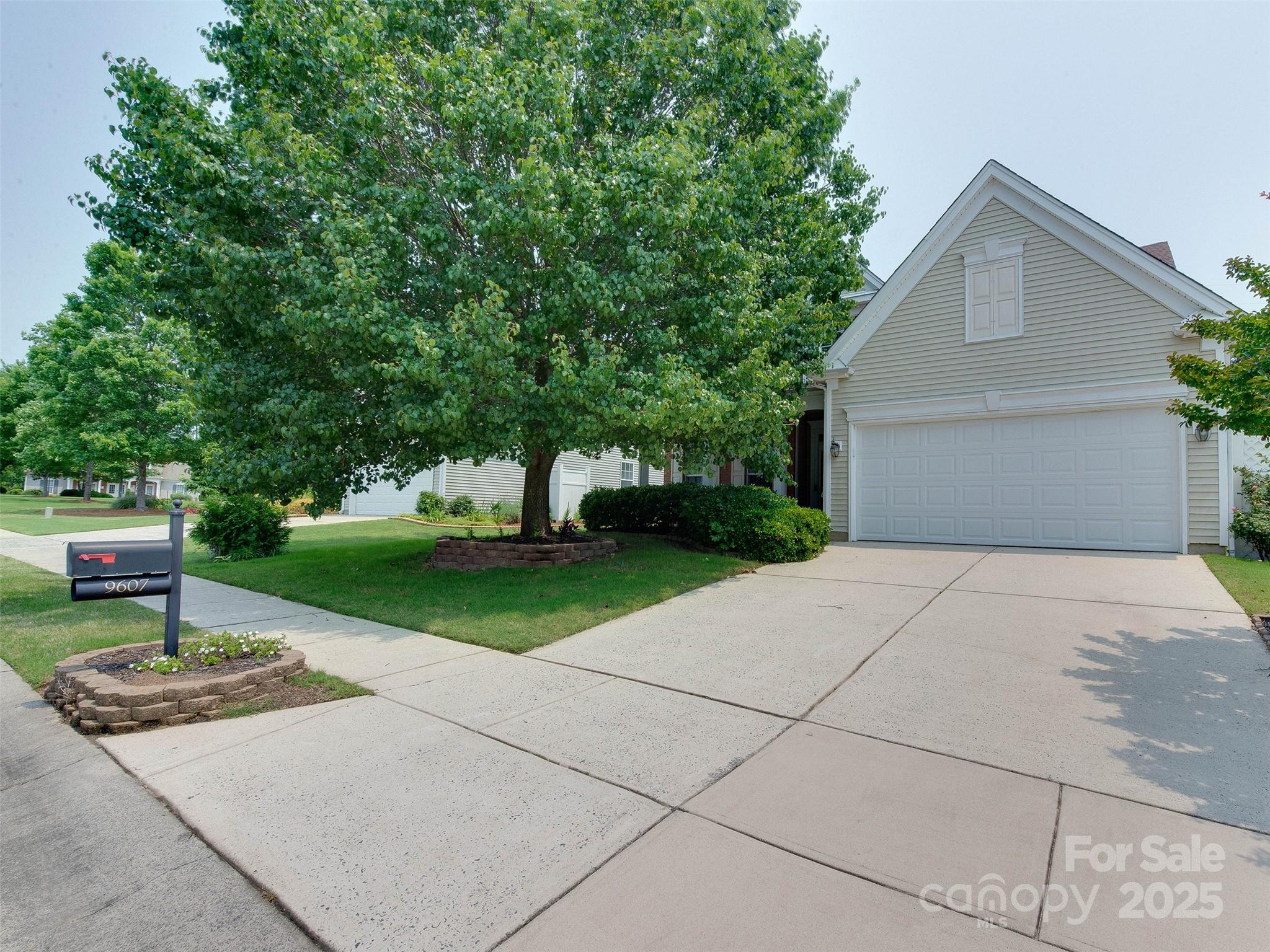 Highland Creek - Residential