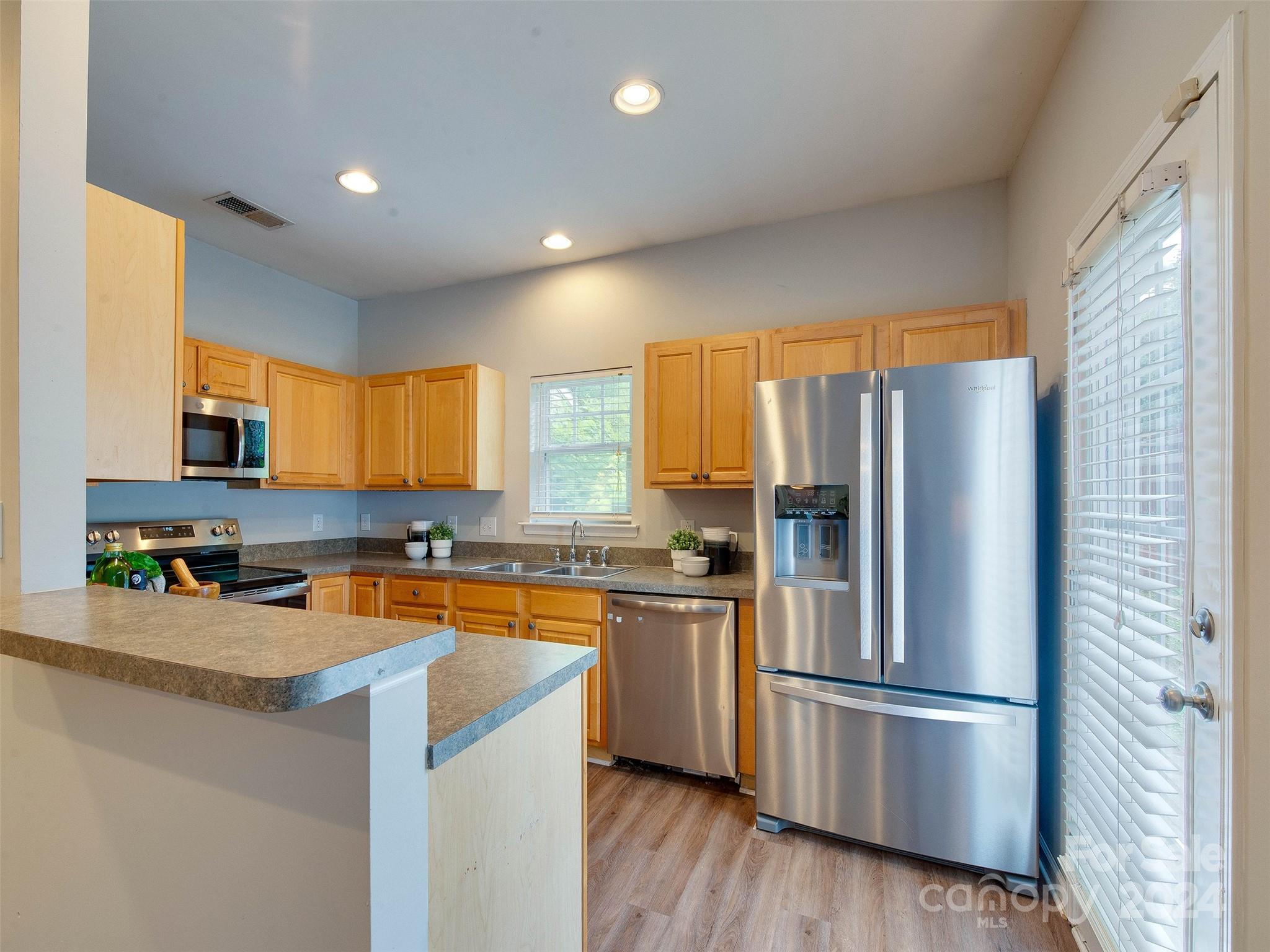 Commonwealth Park - Residential