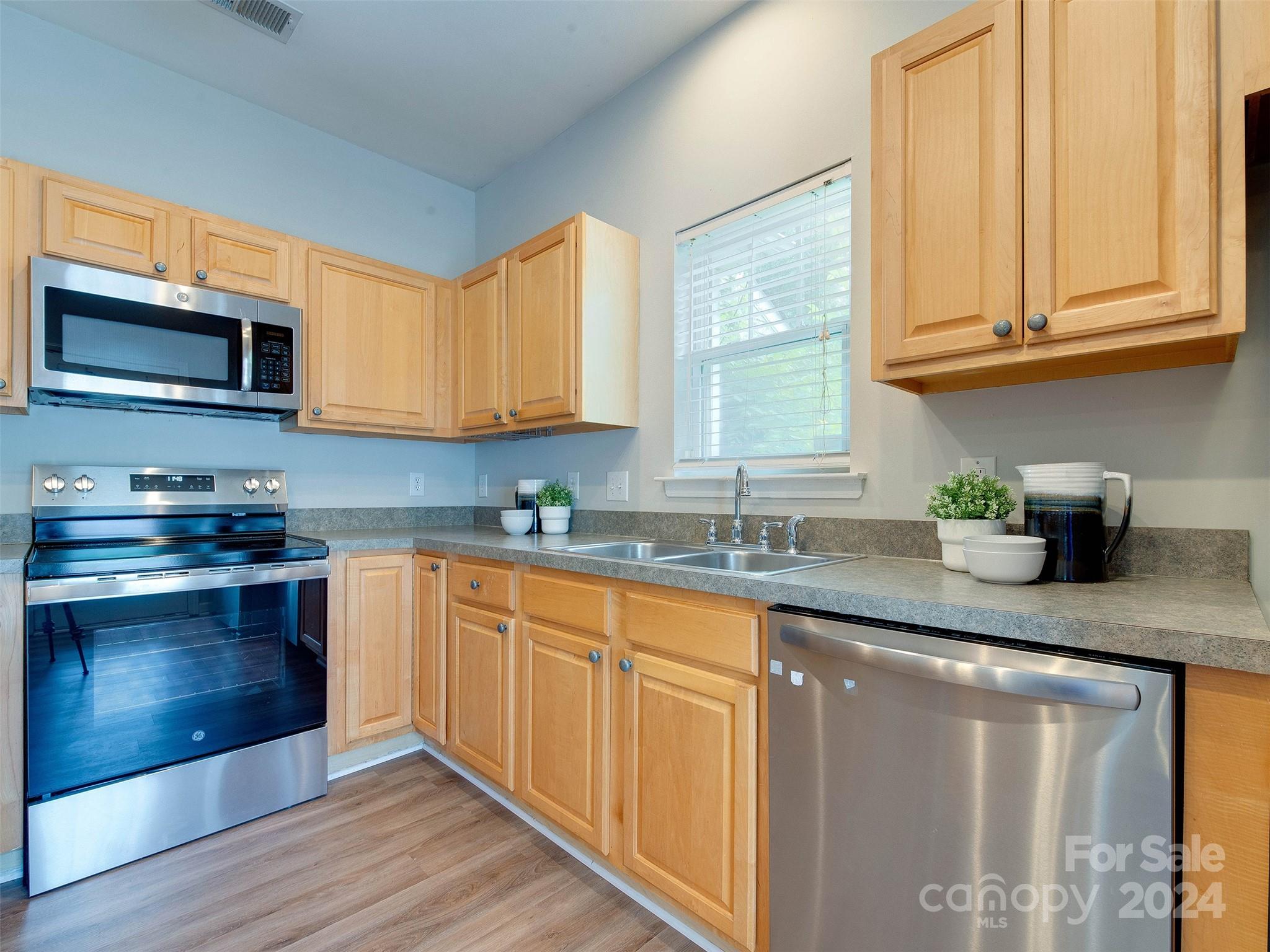 Commonwealth Park - Residential