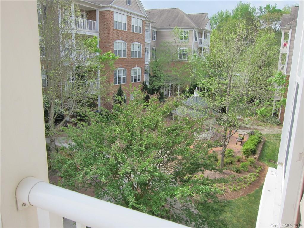 Southpark Corners - Residential