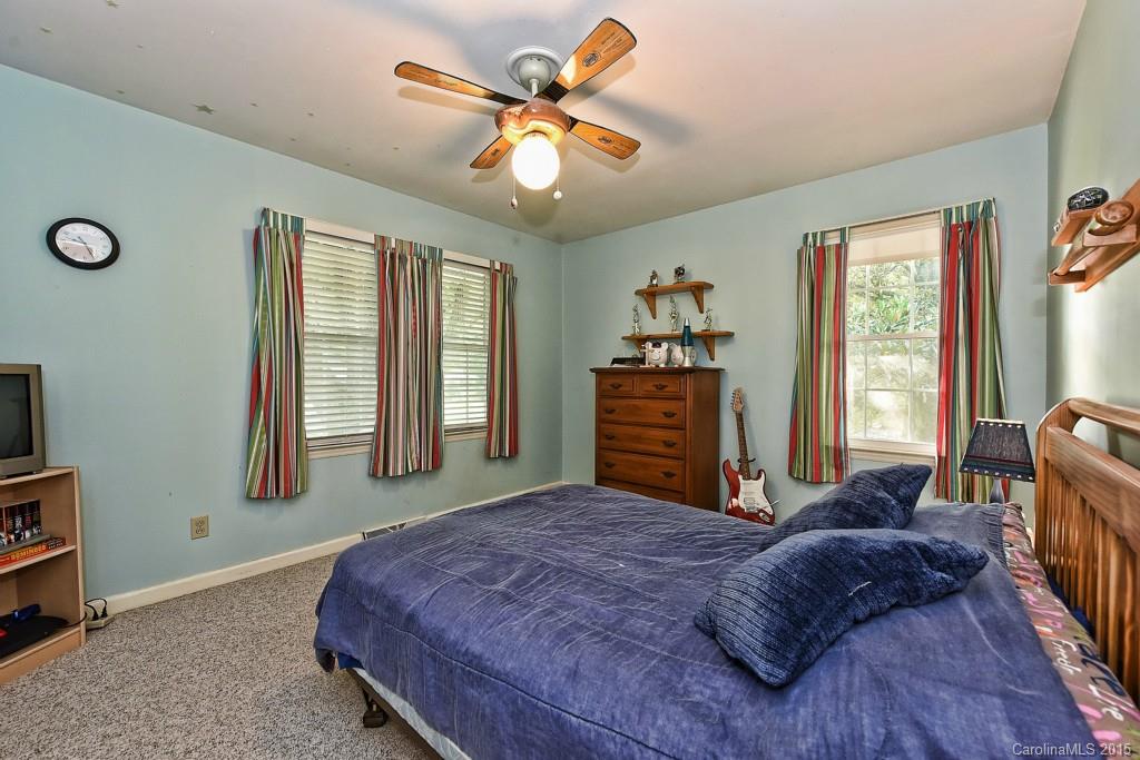 Lansdowne - Residential