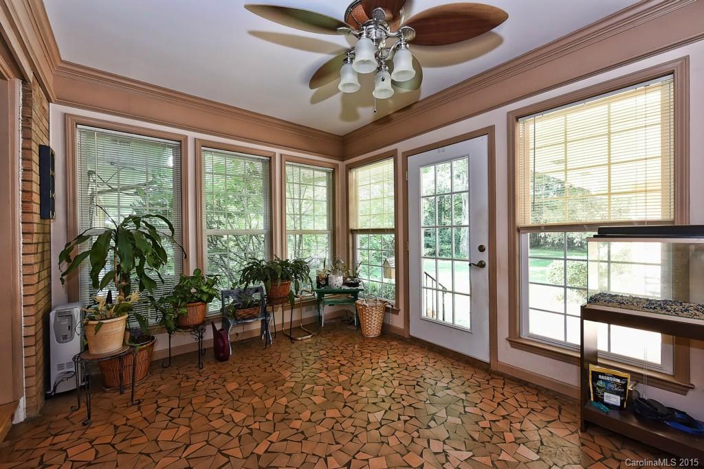 Lansdowne - Residential